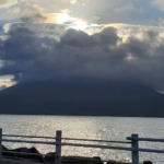 ウォーキングと桜島 トリミング