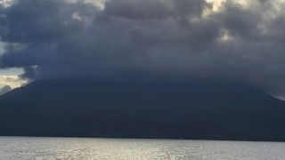 ウォーキングと桜島 トリミング